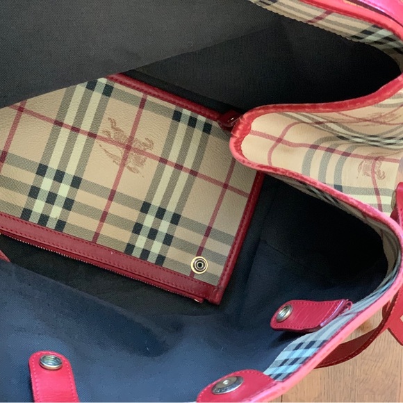 Burberry Vintage Large Tote - Picture 6 of 6
